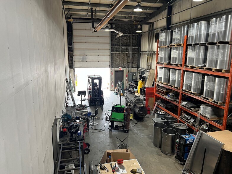 More Photos Of 7609 Sparrow Dr, Leduc Warehouse For Sale