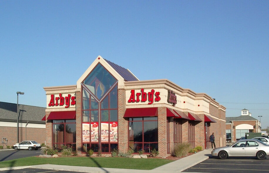 More Photos Of 3735-3907 S High St, Columbus Unknown For Lease