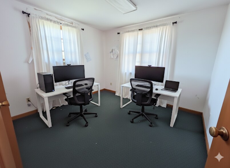 More Photos Of Midland Ave, Hicksville Warehouse For Sale