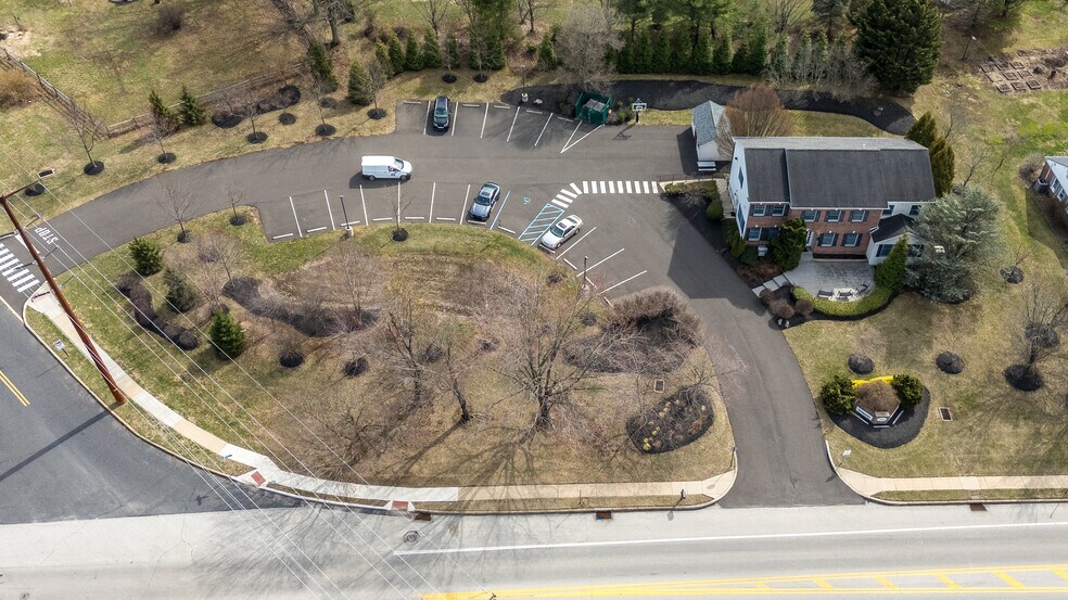 More Photos Of 300 Harleysville Pike, Souderton Office Residential For Sale
