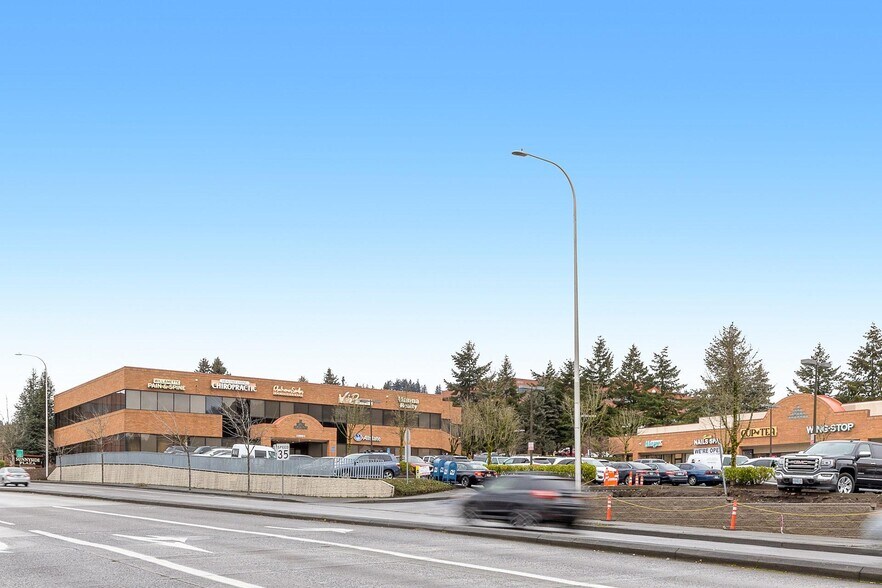 More Photos Of 10001-10117 SE Sunnyside Rd, Clackamas Office For Lease