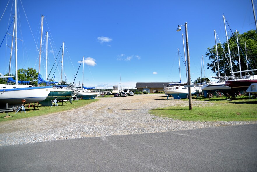 More Photos Of 12364 Neale Sound Dr, Cobb Island Marina For Sale