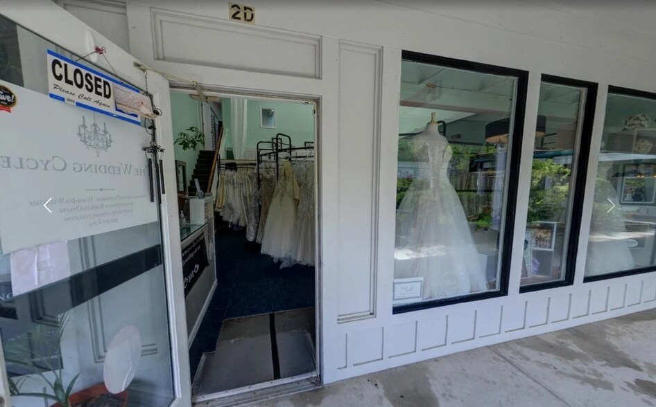 More Photos Of 2441 NW 43rd St, Gainesville Storefront For Sale