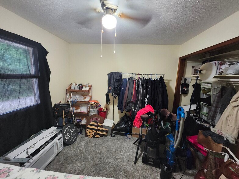 More Photos Of 204 3rd St SW, Rake Apartments For Sale