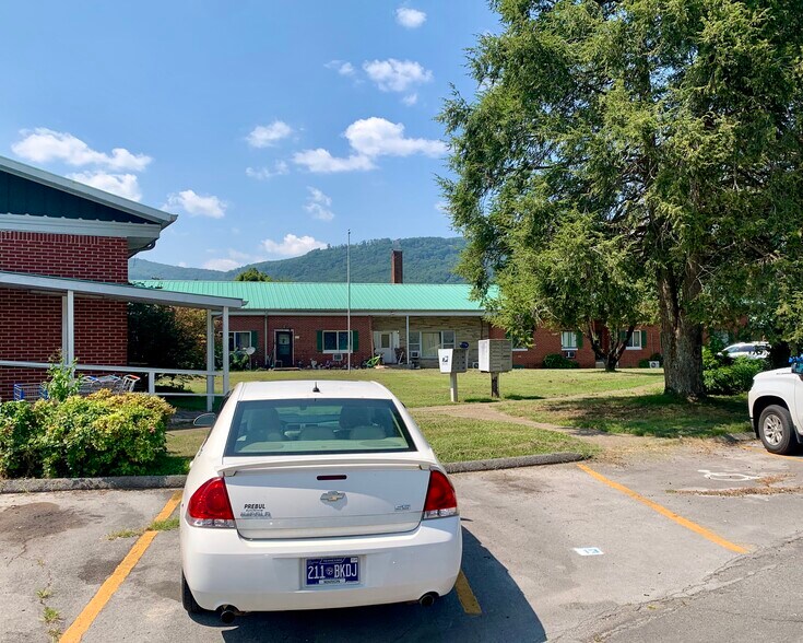 More Photos Of 110 St Clair Dr, Dunlap Apartments For Sale