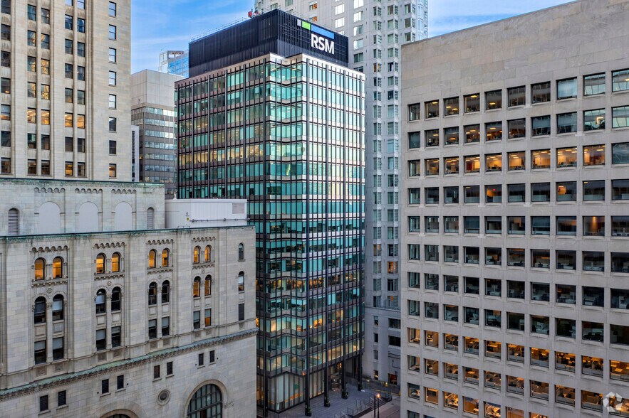 Primary Photo Of 11 King St W, Toronto Office For Lease