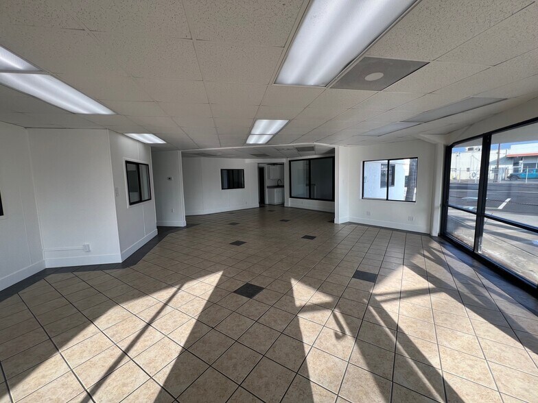 More Photos Of 1446 E Mineral King Ave, Visalia Auto Dealership For Sale