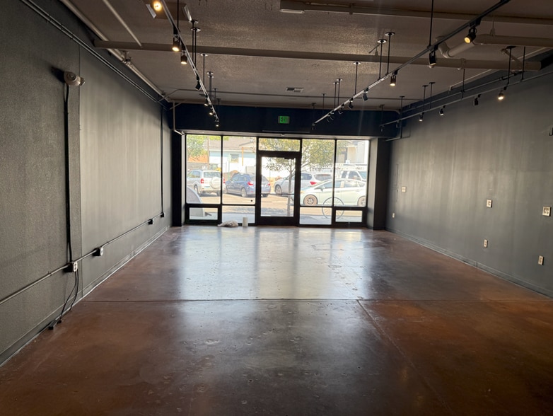 More Photos Of 16 St Lawrence Avenue, Reno General Retail For Lease