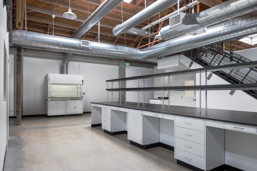 More Photos Of 1440 4th St, Berkeley Research And Development For Lease