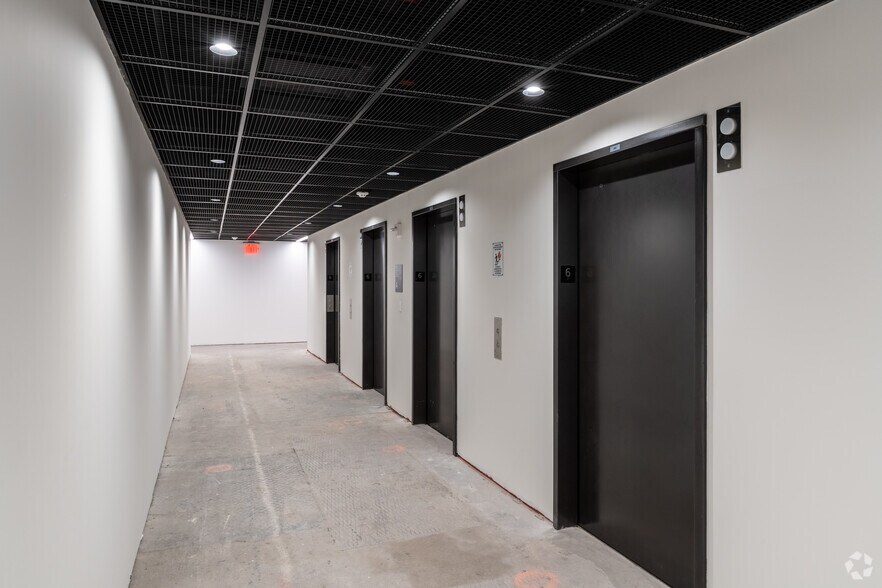 More Photos Of 322 Bruckner Blvd, Bronx Office For Lease