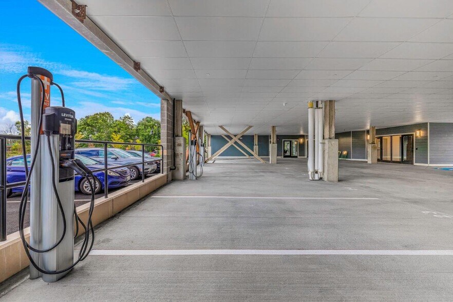 More Photos Of 21 East St, North Attleboro Apartments For Lease