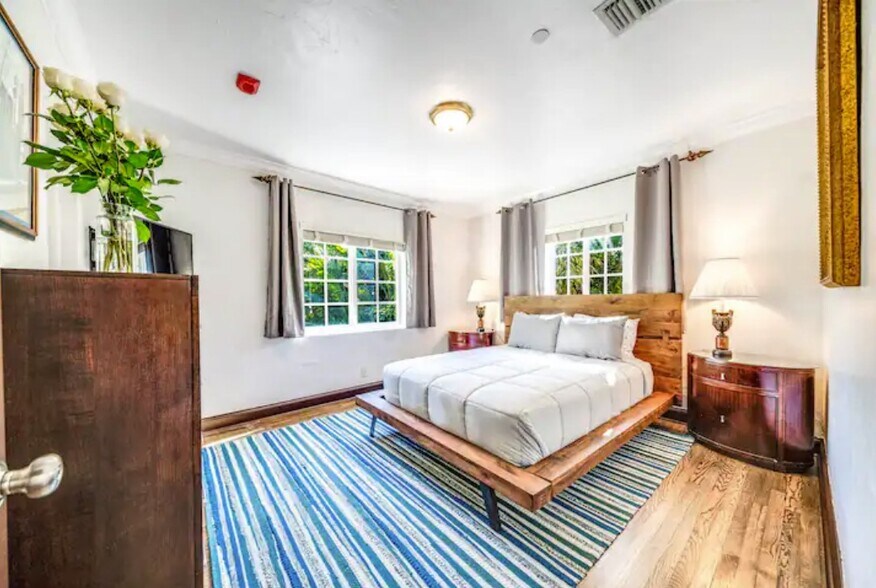 More Photos Of 1545 Meridian Ave, Miami Beach Hospitality For Lease