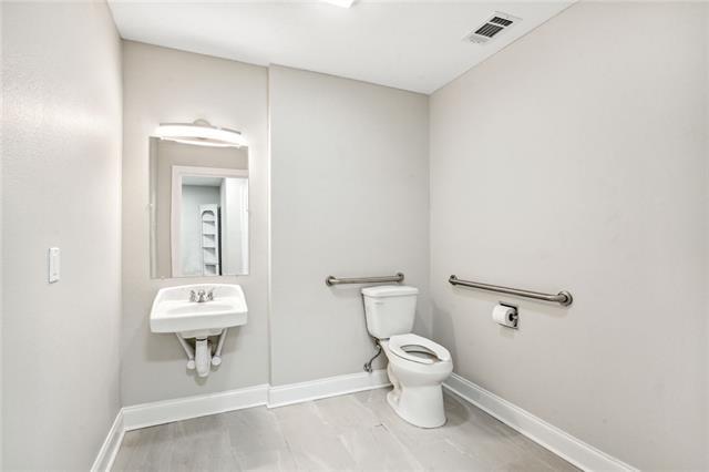 More Photos Of 109 Smart Pl, Slidell Office For Lease