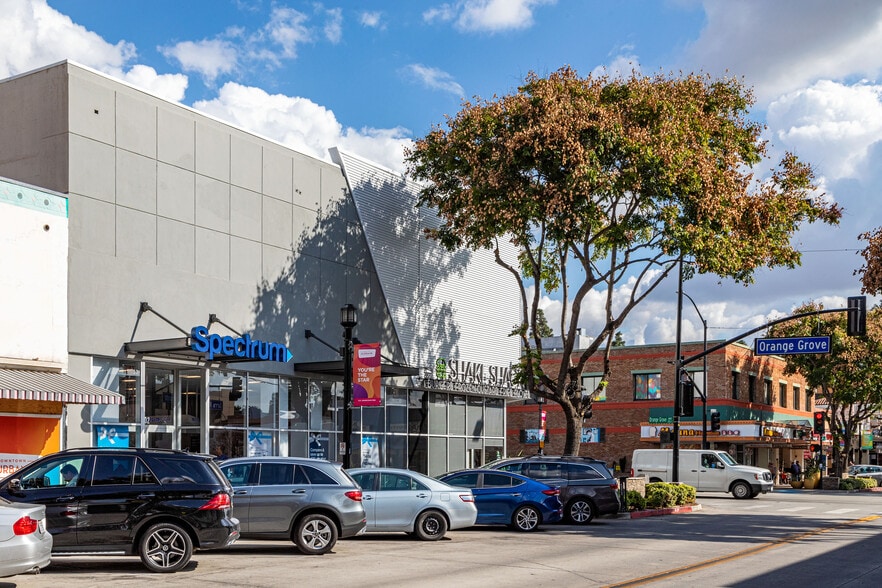 More Photos Of 200 N San Fernando Blvd, Burbank Freestanding For Lease