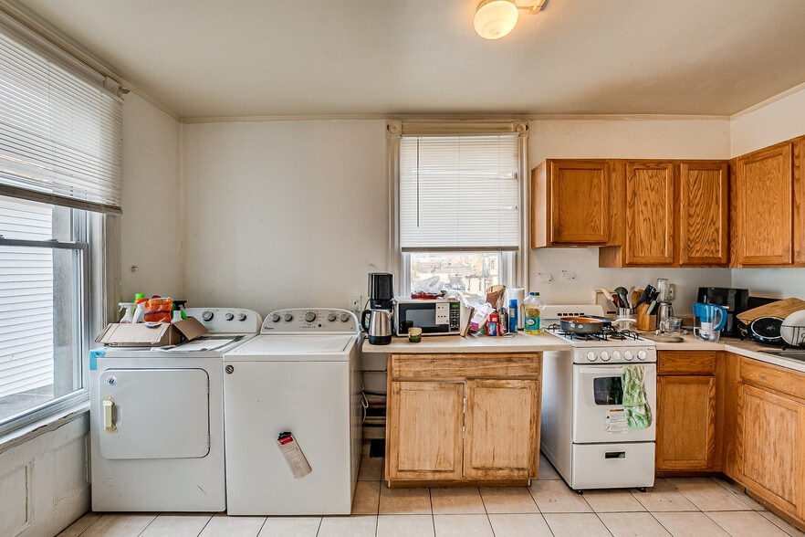 More Photos Of 93 Easton Ave, New Brunswick Multifamily For Sale