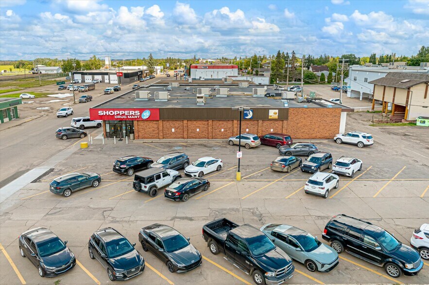 More Photos Of 10015 107 St, Westlock Storefront For Sale