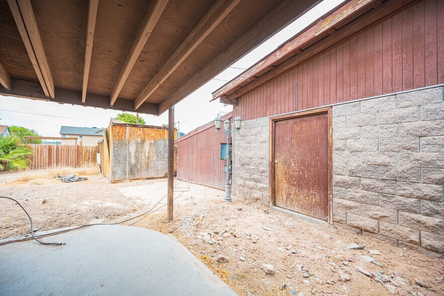 More Photos Of 5900 Cassedy Ln, Las Vegas Apartments For Sale
