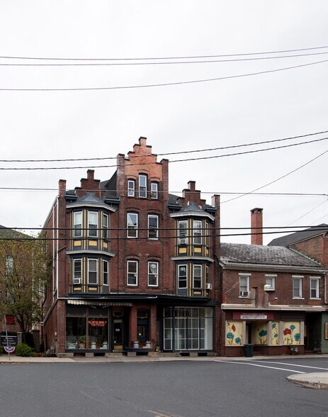 More Photos Of 28 S Main St, Bangor Multifamily For Sale