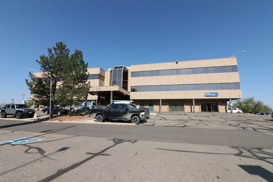 Primary Photo Of 715 Horizon Dr, Grand Junction Medical For Sale