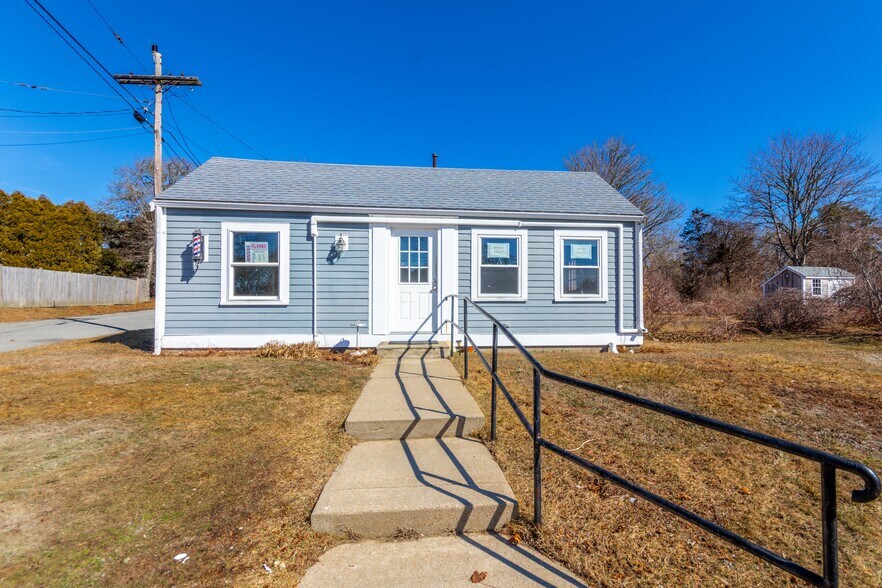 Primary Photo Of 1772 Main St, Chatham Freestanding For Sale