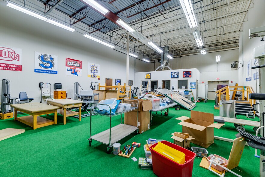More Photos Of 102 Thomas Rd, West Monroe Medical For Sale