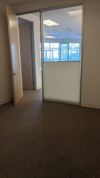 More Photos Of 860 Harbour Way S, Richmond Flex For Lease