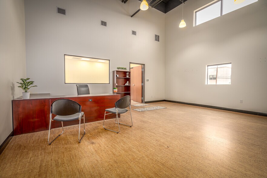 More Photos Of 1901-1923 Windsor Pl, Fort Worth Warehouse For Lease