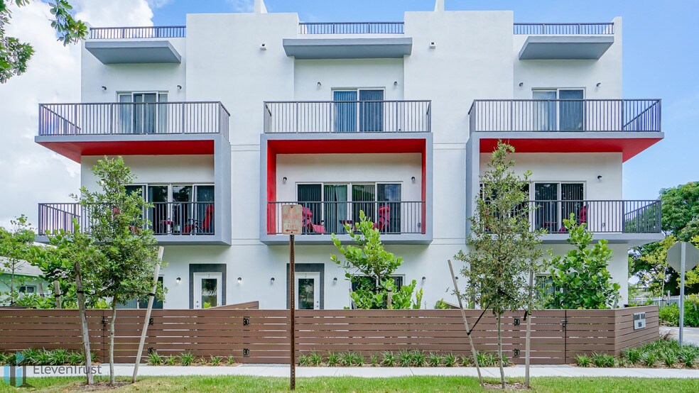 More Photos Of 1813 Madison St, Hollywood Apartments For Sale