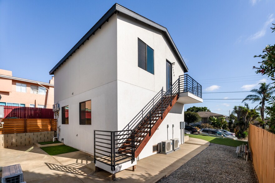 More Photos Of 6728 Thomson Ct, San Diego Apartments For Sale