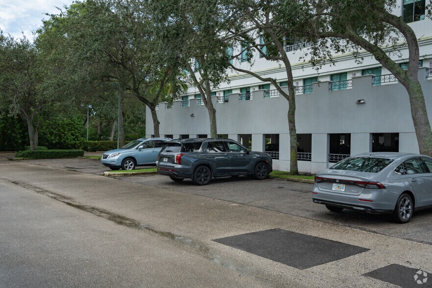More Photos Of 3010 N Military Trl, Boca Raton Office For Lease