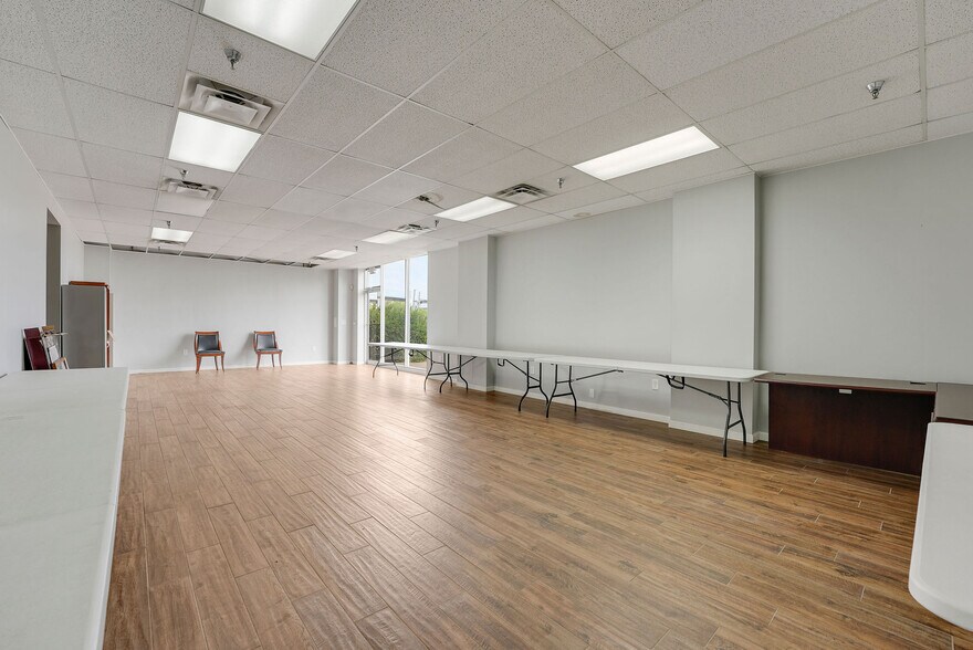 More Photos Of 3950 Ben Hur Ave, Willoughby Manufacturing For Sale