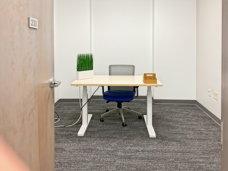 More Photos Of 5380 Hickory Hollow Pky, Antioch Coworking Space