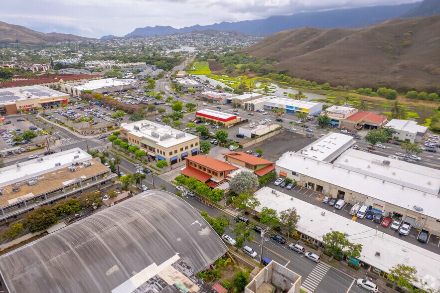 More Photos Of 143 Hekili St, Kailua Storefront For Lease
