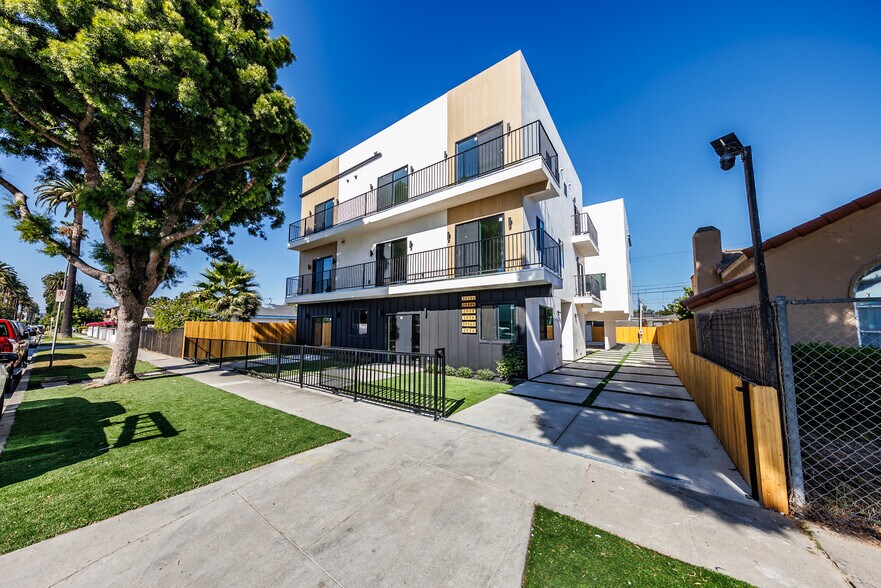 More Photos Of 2938 S Sycamore Ave, Los Angeles Apartments For Sale