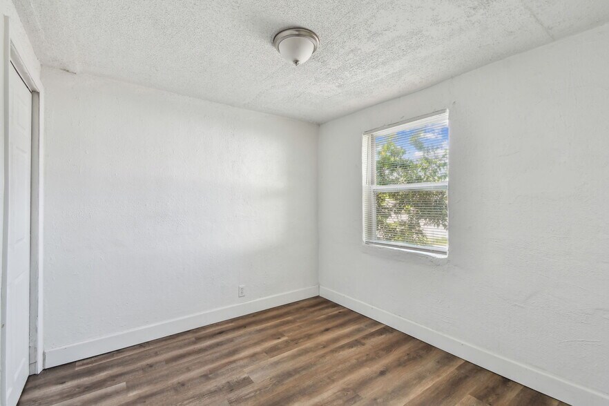 More Photos Of 1330-1334 Barnett St, Jacksonville Apartments For Sale