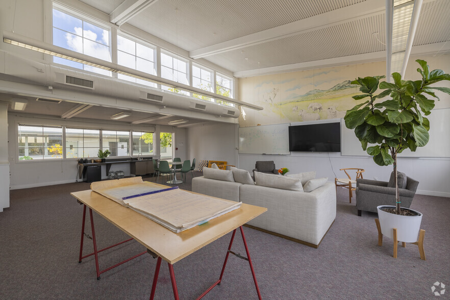More Photos Of 1680 Los Carneros Ave, Napa Schools For Sale