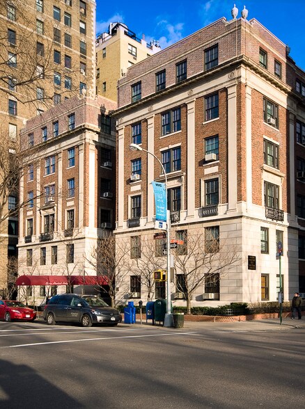 More Photos Of 1160 Fifth Ave, New York Apartments For Lease