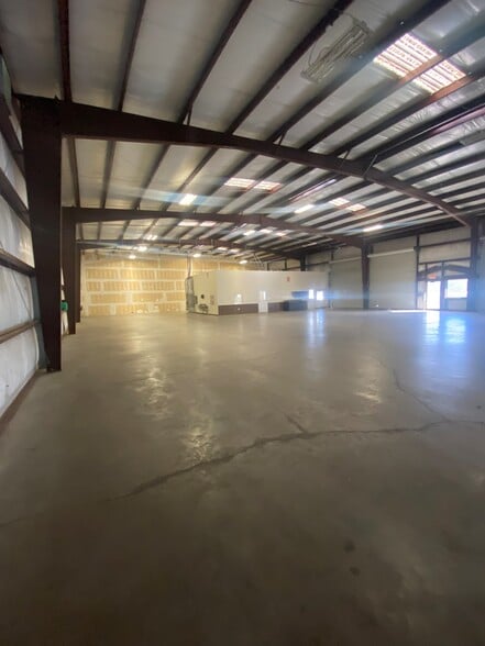 More Photos Of 5040 W Tharpe St, Tallahassee Unknown For Lease