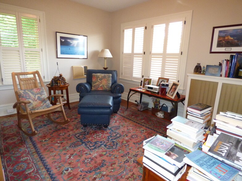 More Photos Of 758 Farmington Ave, West Hartford Medical For Lease