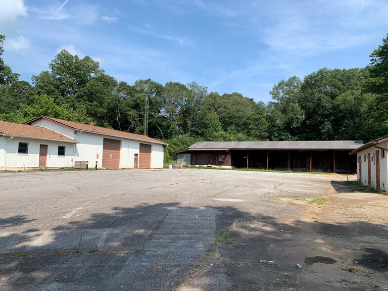 Primary Photo Of 200 Highway 197, Clarkesville Office For Lease