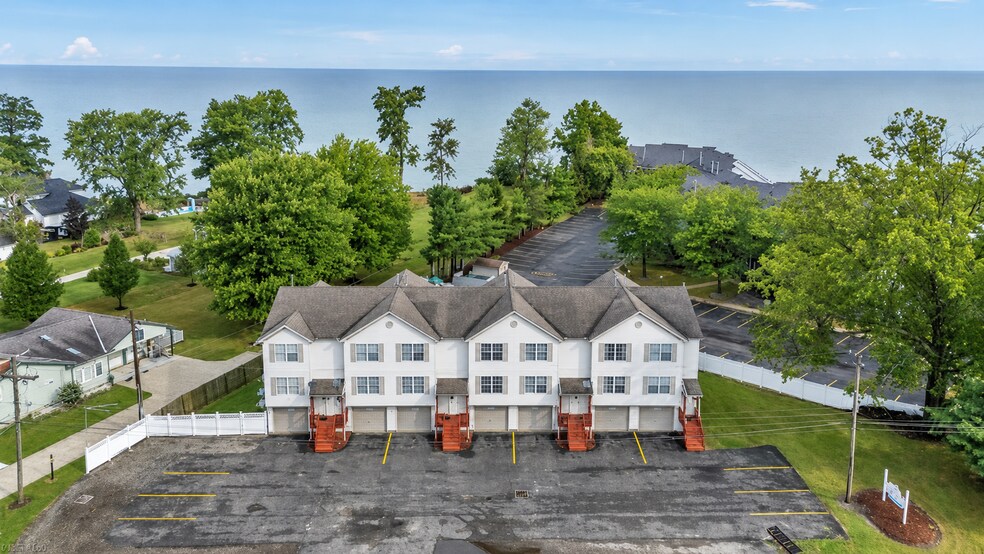More Photos Of 6037 Lake Rd W, Ashtabula Apartments For Sale