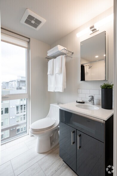 More Photos Of 500 Broadway, Seattle Apartments For Lease