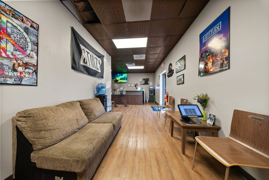 More Photos Of 1812 S Business 54, Eldon Bank For Sale