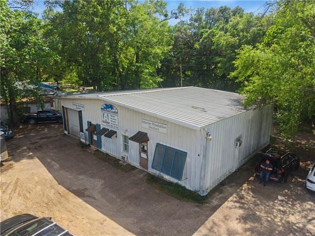 Primary Photo Of 847 Collins Blvd, Covington Light Manufacturing For Sale