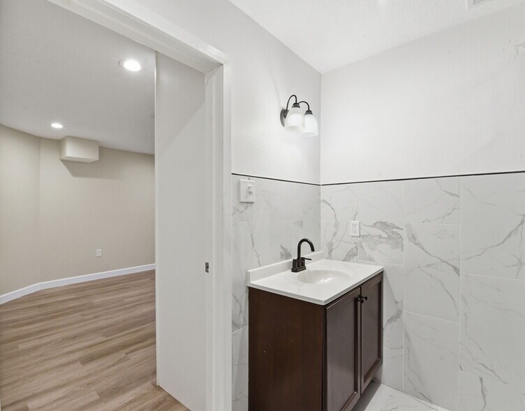 More Photos Of 3911 Fulton St, Houston Religious Facility For Lease