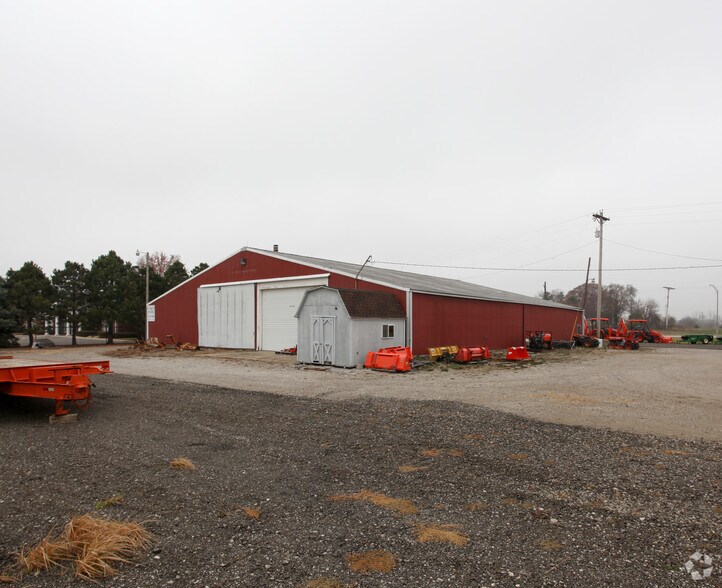 More Photos Of 630 W Waterloo St, Canal Winchester Warehouse For Sale