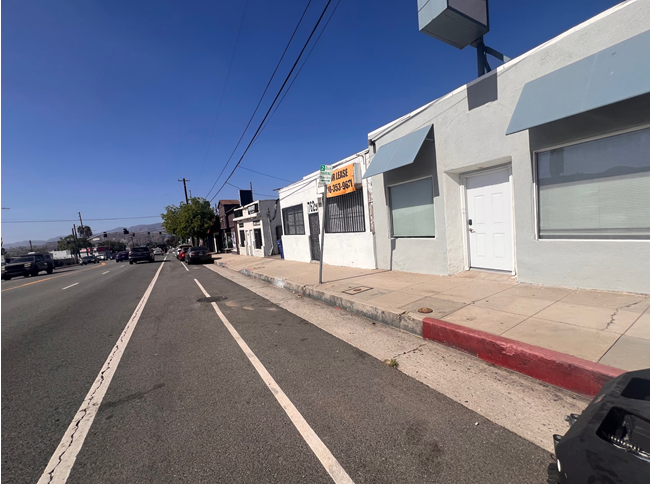 More Photos Of 7629 Foothill Blvd, Tujunga Industrial For Lease