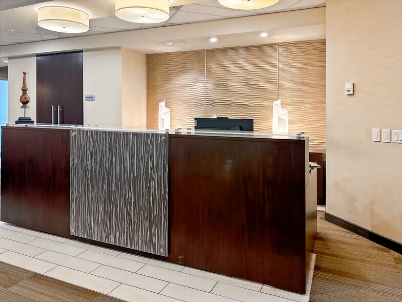 More Photos Of 10 Four Seasons Pl, Toronto Coworking Space