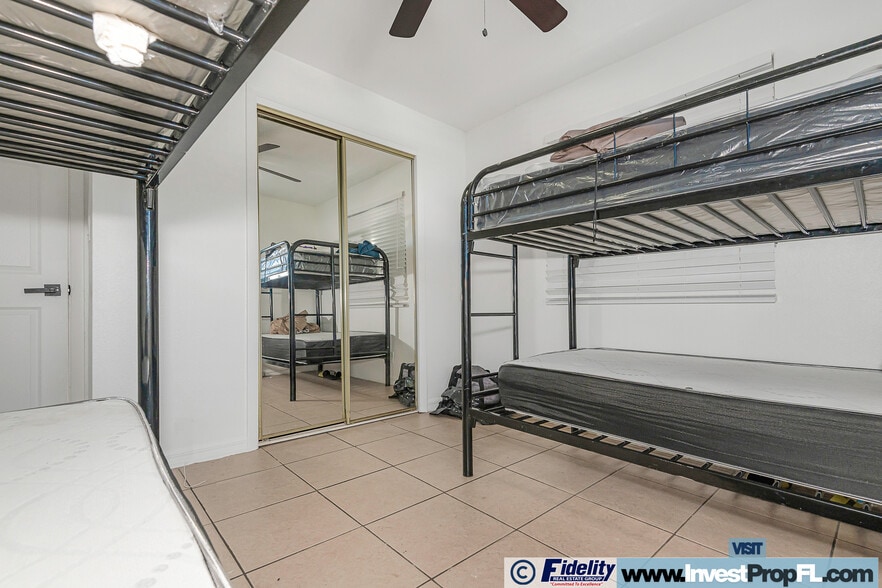 More Photos Of 404 NE 4th St, Pompano Beach Multifamily For Sale