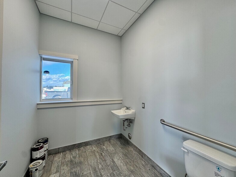 More Photos Of 7A Industry dr, Berwick Office For Lease